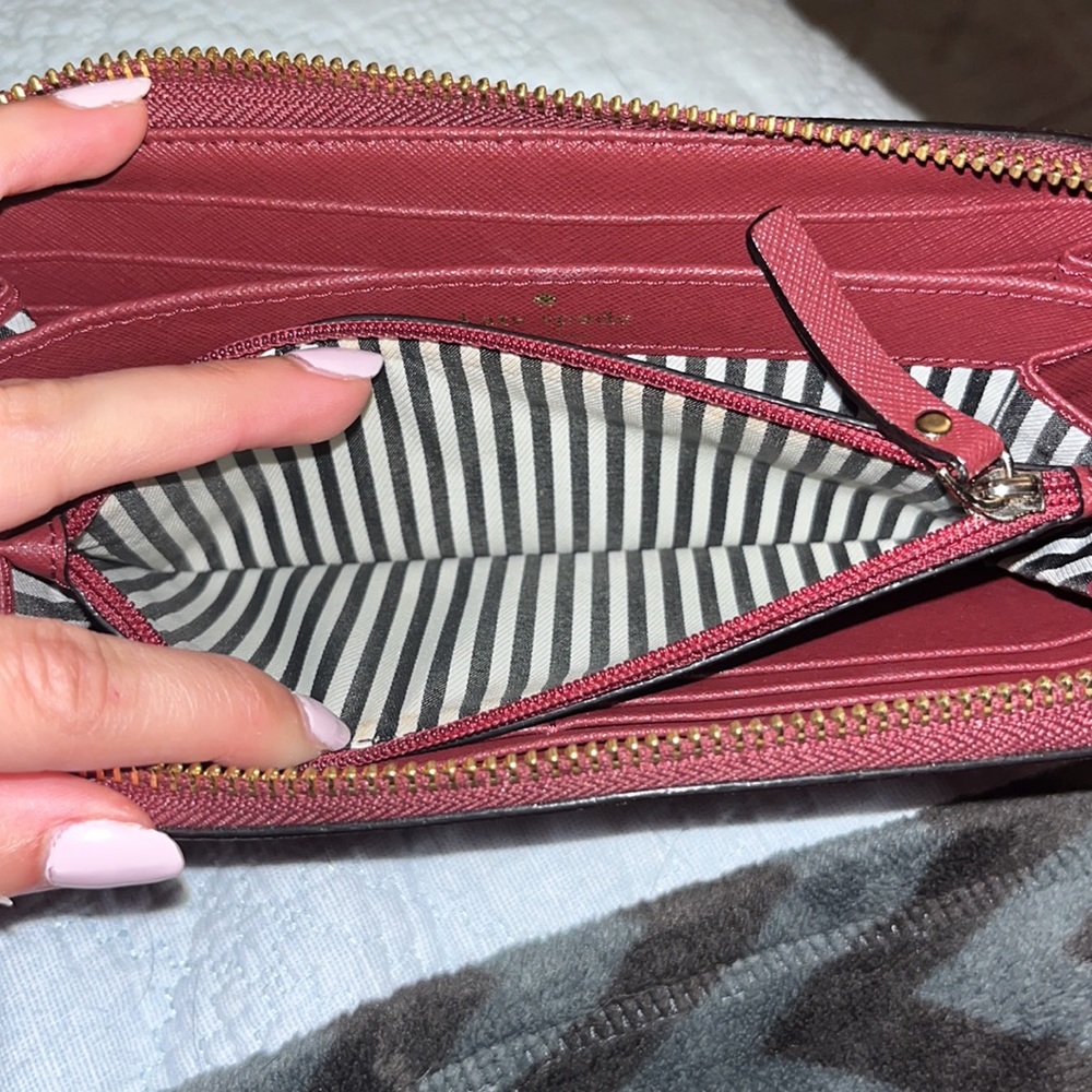 Kate Spade Wallet - Picture 3 of 5